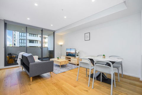 NorwestPendle Hill Modern 2Br Apt Near Coles - Accommodation Burleigh 0