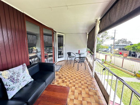 Zen Escape Guest House- Romantic Escape, Cozy Delight, Oasis Suite - Accommodation Burleigh 1