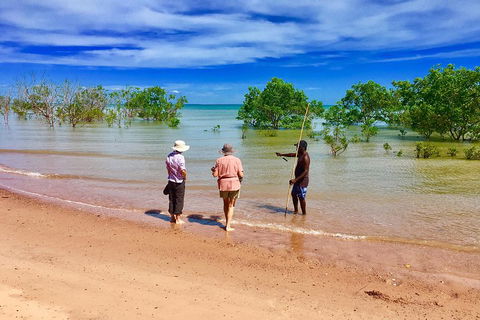 Gay-Wu Woman's 5 Day Yolngu Homeland Tour - Accommodation Burleigh 5