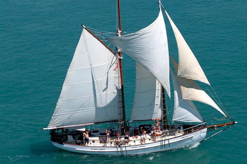 Whitehaven Beach Sailing And Snorkeling Cruise - Accommodation Burleigh 5