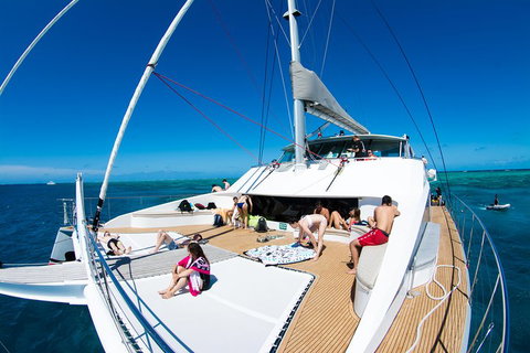 Passions Of Paradise Great Barrier Reef Snorkel And Dive Cruise From Cairns By Luxury Catamaran - Accommodation Burleigh 3