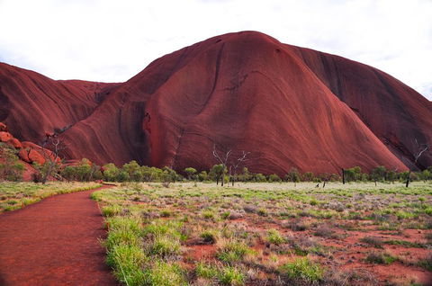 Ayers Rock Combo: Uluru Base And Sunset Plus Uluru Sunrise And Kata Tjuta With An Optional BBQ Dinner Or Kings Canyon Day Trip - Accommodation Burleigh 5