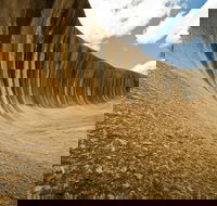 Wave Rock York Wildflowers and Aboriginal Cultural Day Tour from Perth - Accommodation Burleigh