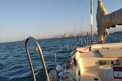 Townsville Small Group Early Morning Sailing Cruise Boat Tour Charter Hire - Accommodation Burleigh 2