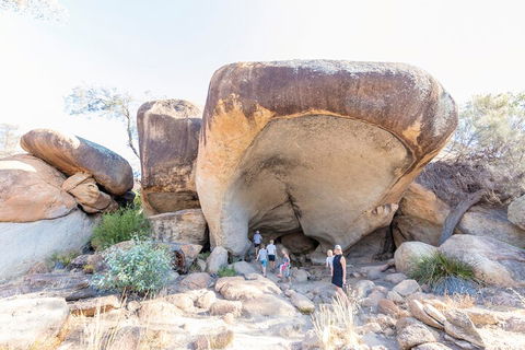Full-Day Wave Rock & Historic York - Accommodation Burleigh 5