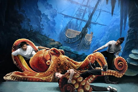 ArtVo Immersive Gallery Experience - Accommodation Burleigh 4