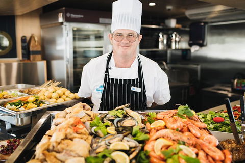 Dinner Buffet Cruise On The Gold Coast - Accommodation Burleigh 4