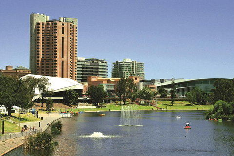 Adelaide Highlights, Hahndorf & McLaren Vale Wine Tasting And Sightseeing Tour - Accommodation Burleigh 3