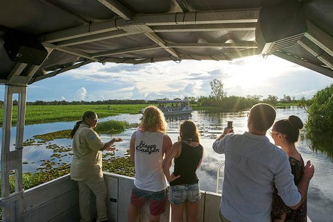 Yellow Water Cruise - Kakadu - Accommodation Burleigh 5