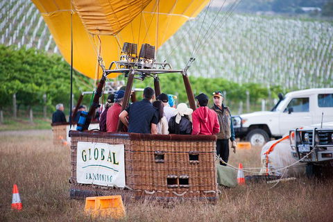 Yarra Valley Balloon Flight And Winery Tour - Accommodation Burleigh 2