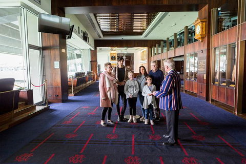 Ultimate Sports Lovers Bus Tour Of Melbourne - Accommodation Burleigh 2