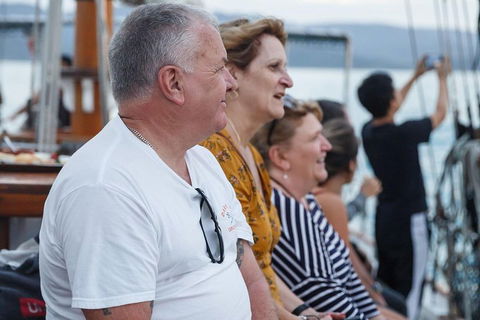 Fly & Sail Package (With Providence) - Accommodation Burleigh 3