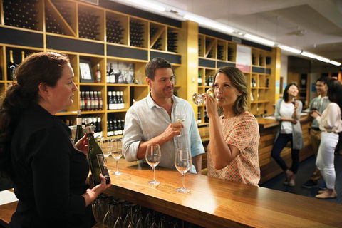 Yarra Valley Premium Tour Lunch And Sparkling Wine Tasting At Domaine Chandon - Accommodation Burleigh 3