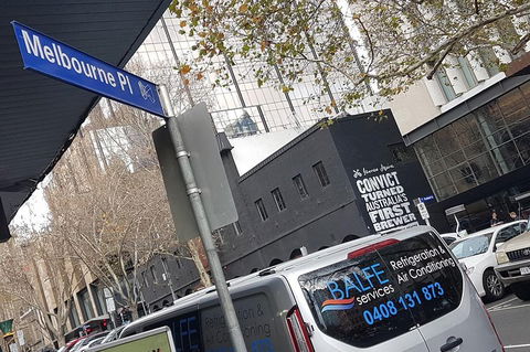 Live Like A Local: Explore Some Favourite Spots On A Playful Audio Walking Tour - Accommodation Burleigh 2