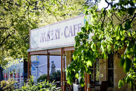 Lake Mountain Snow Trip Including Yarra Valley Chocolaterie From Melbourne - Accommodation Burleigh 2