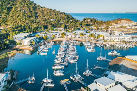 Magnetic Island Round-Trip Ferry From Townsville - Accommodation Burleigh 2