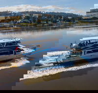 2.5 Hour Morning Discovery Cruise including sailing into the Cataract Gorge - Accommodation Burleigh