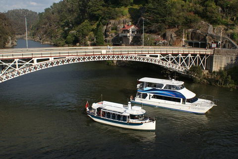 Cataract Gorge Cruise 11:30 Am - Accommodation Burleigh 1